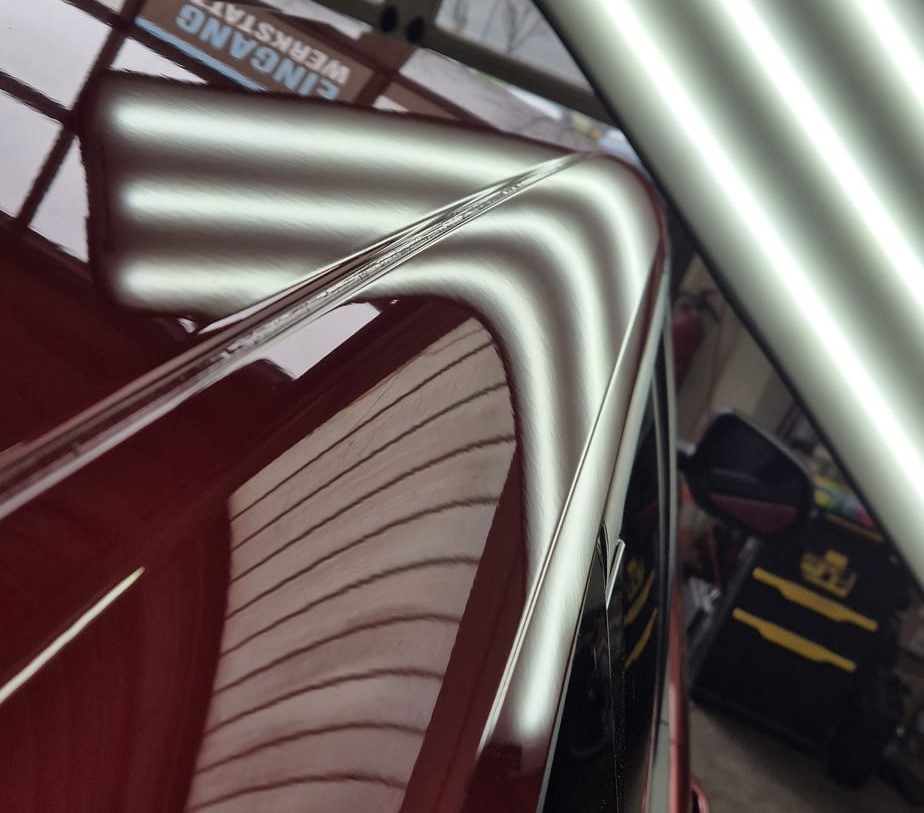 Seitliche Delle nachher