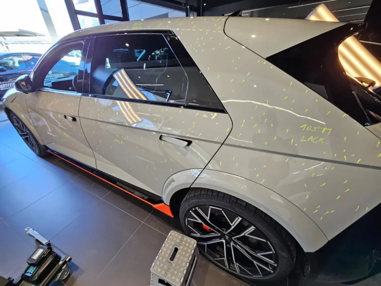 Dellenreparatur für Kunden aus Linz