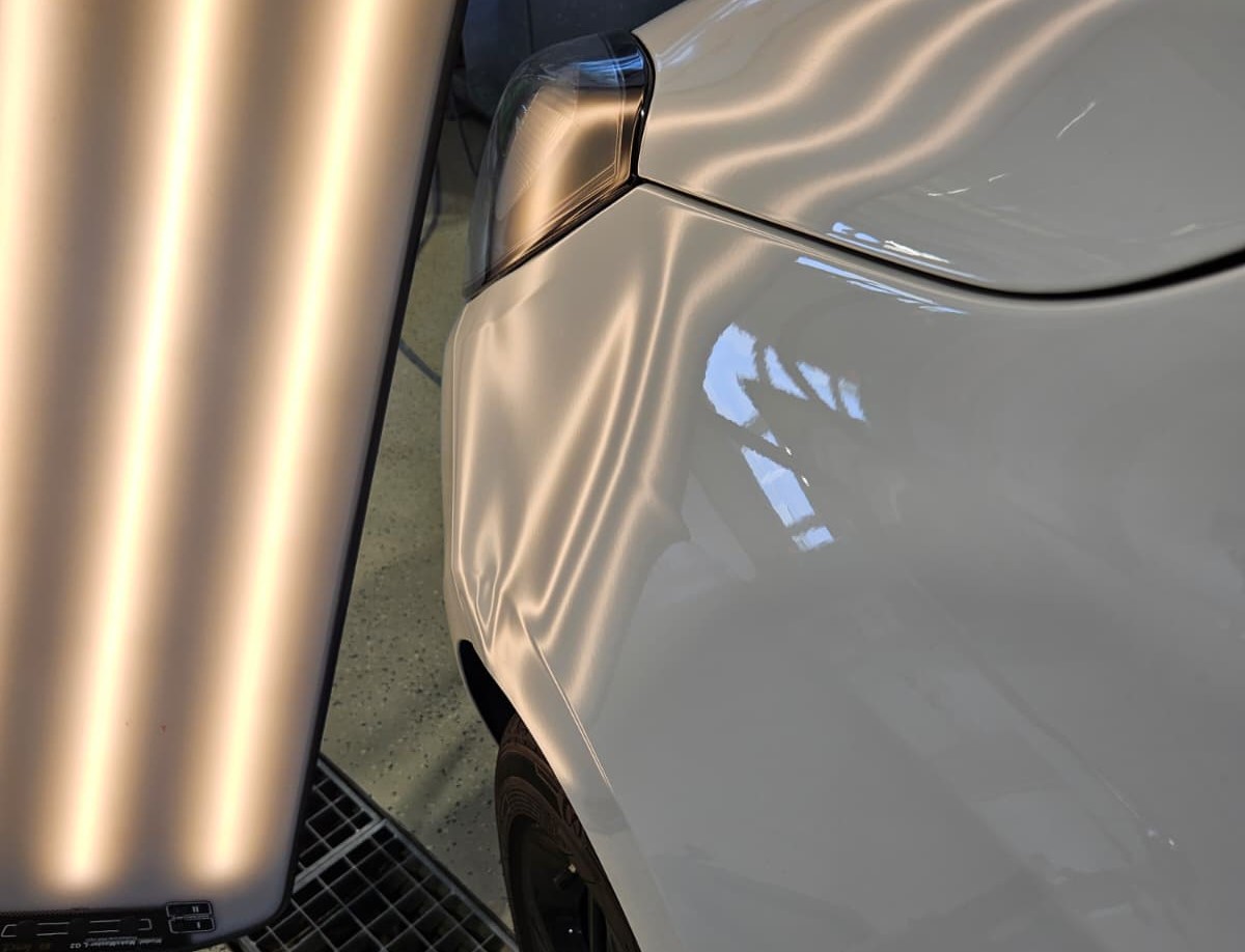 Seitliche Delle vorher